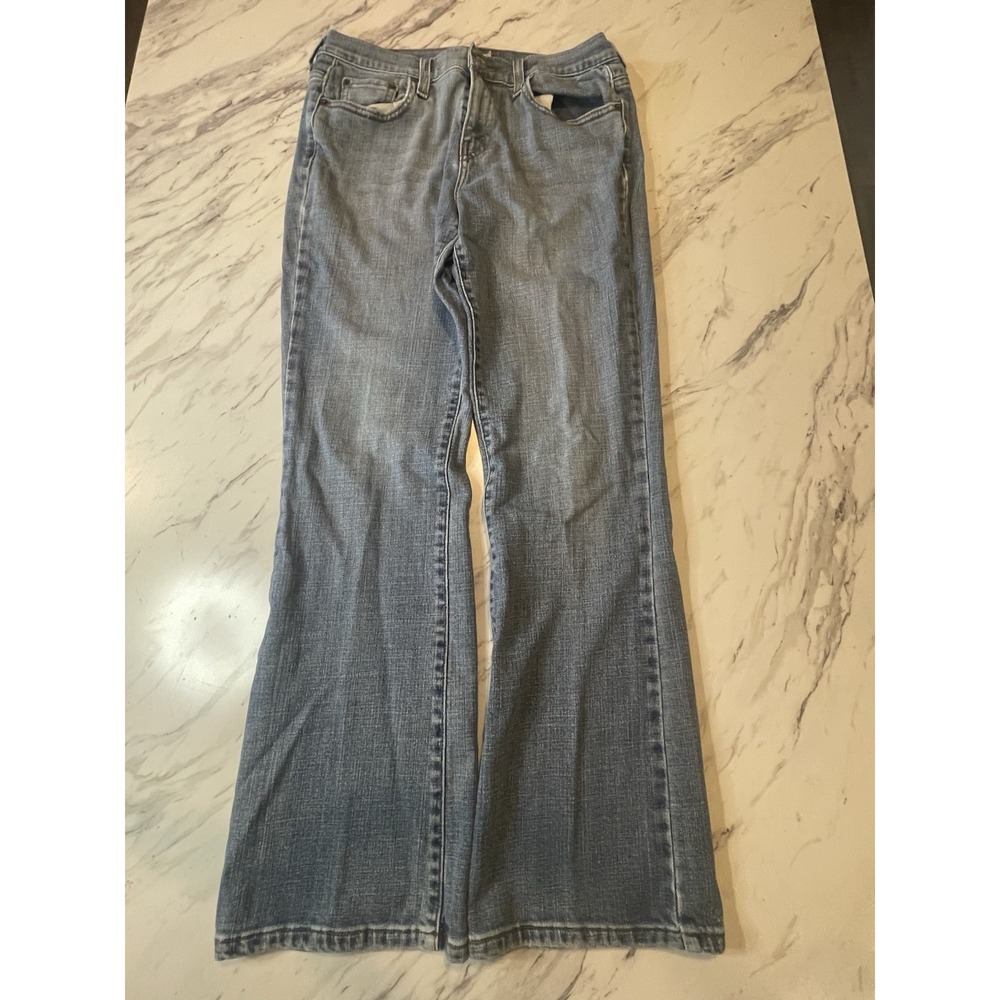 Women's Y2K Levi's 515 Boot Cut Jeans Size 10 Medium.